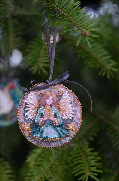 HOLIDAY SPIRIT ANGEL ABRIS ART BEAD EMBROIDERY KIT CHRISTMAS DECORATION (ABT032)