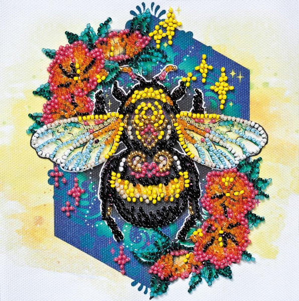 SWEET BUMBLE BEE ABRIS ART BEAD EMBROIDERY KIT 15cm x 15cm ( AM-225)