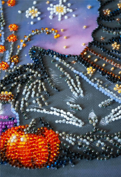 WITCHES HAT HALLOWEEN ABRIS ART BEAD EMBROIDERY KIT 20cm x 20cm ( AMB-123)
