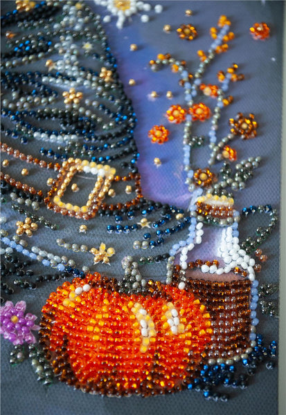 WITCHES HAT HALLOWEEN ABRIS ART BEAD EMBROIDERY KIT 20cm x 20cm ( AMB-123)