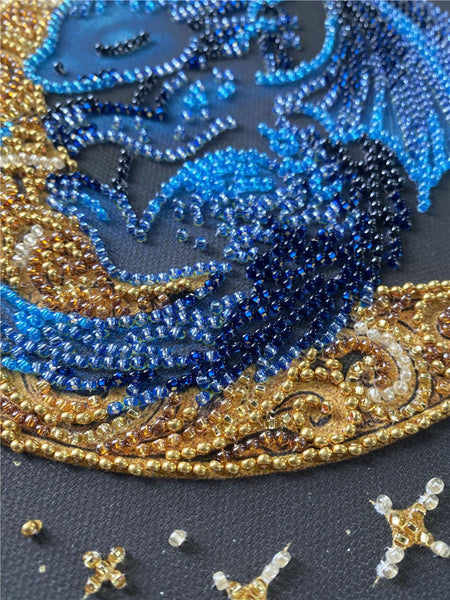 LITTLE DRAGON OF MOONLIT LEGENDS BEAD EMBROIDERY KIT 20cm x 20cm ( AMB-130)