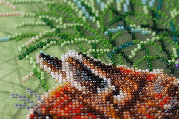 IN THE GRASS FOX,  ABRIS ART BEAD EMBROIDERY KIT large (AB-673)