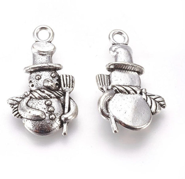 10 SNOWMAN WITH BROOM XMAS TIBETAN SILVER CHARMS PENDANTS 23mm C254