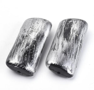 10 LARGE ACRYLIC FOCAL BEADS OBLONG 28mm x 17mm SILVER BLACK TOP QUALITY ACR153