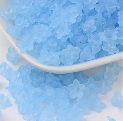 TOP QUALITY 100 FROSTED LUCITE ACRYLIC FLOWER  BEADS 10mm BLUE LUC20