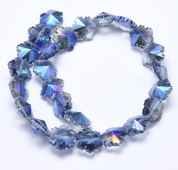 10 PENDANT SNOWFLAKE FACETED CRYSTAL GLASS BEADS 14mm XMAS METALLIC BLUE GLS60