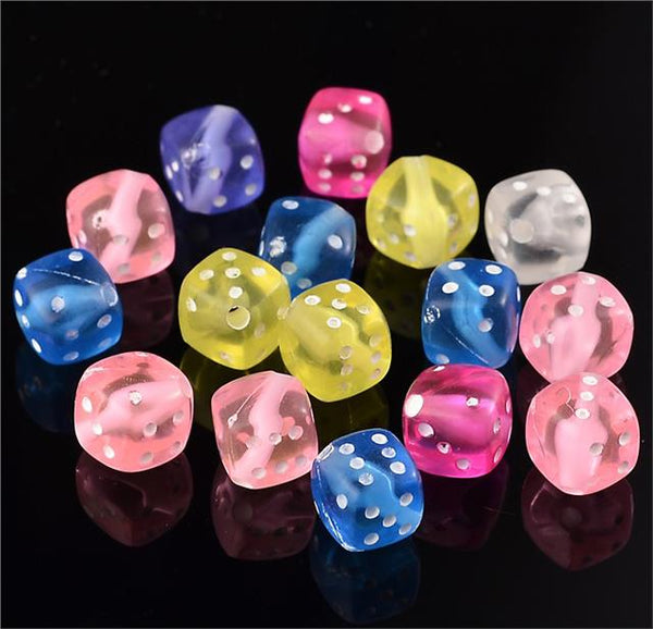 50 ACRYLIC DICE BEADS 8mm MIXED COLOURS ACR91
