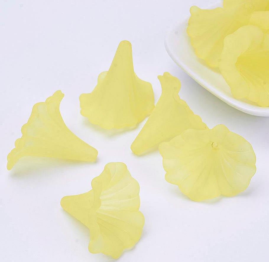 10 LARGE FROSTED LUCITE ACRYLIC LILY TRUMPET FLOWER BEADS 41mm YELLOW LUC38