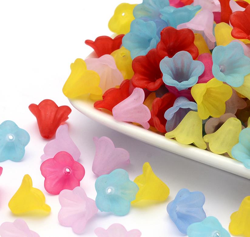 50 FROSTED LUCITE ACRYLIC FLOWER BEADS MIXED COLOURS 15mm LUC31