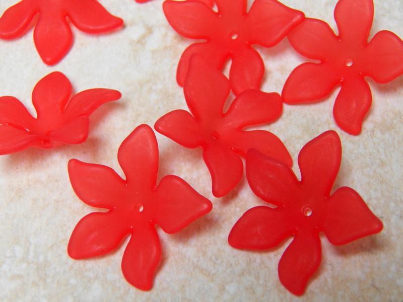 20 RED FROSTED LUCITE ACRYLIC PETAL FLOWER BEADS 29mm LUC52