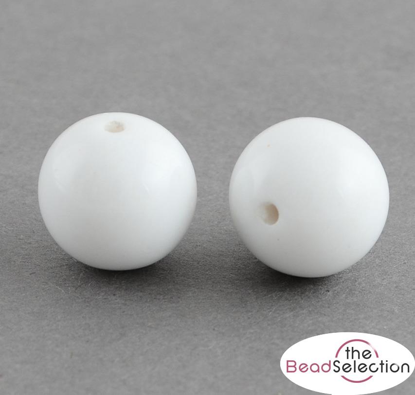 20 Acrylic WHITE ROUND BEADS LARGE 16mm SNOWMAN XMAS